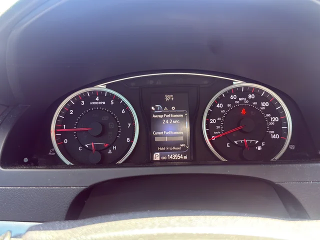 Used 2016 Red Toyota SE image 22