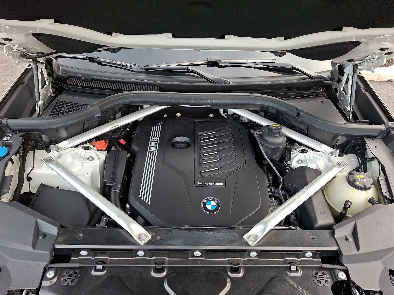 Used 2019 Alpine White BMW xDrive40i image 29