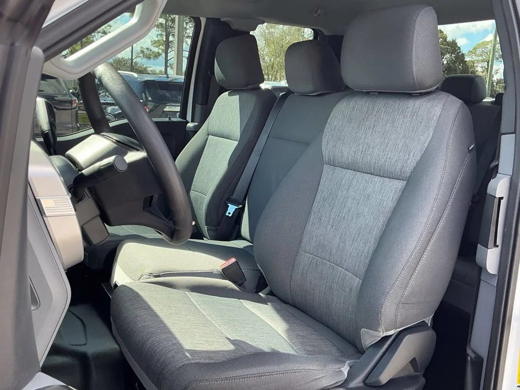 Used 2022 White Ford XL image 28