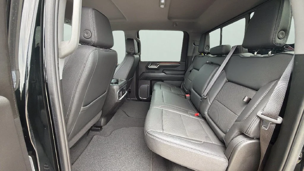 Used 2024 Onyx Black GMC Denali image 28