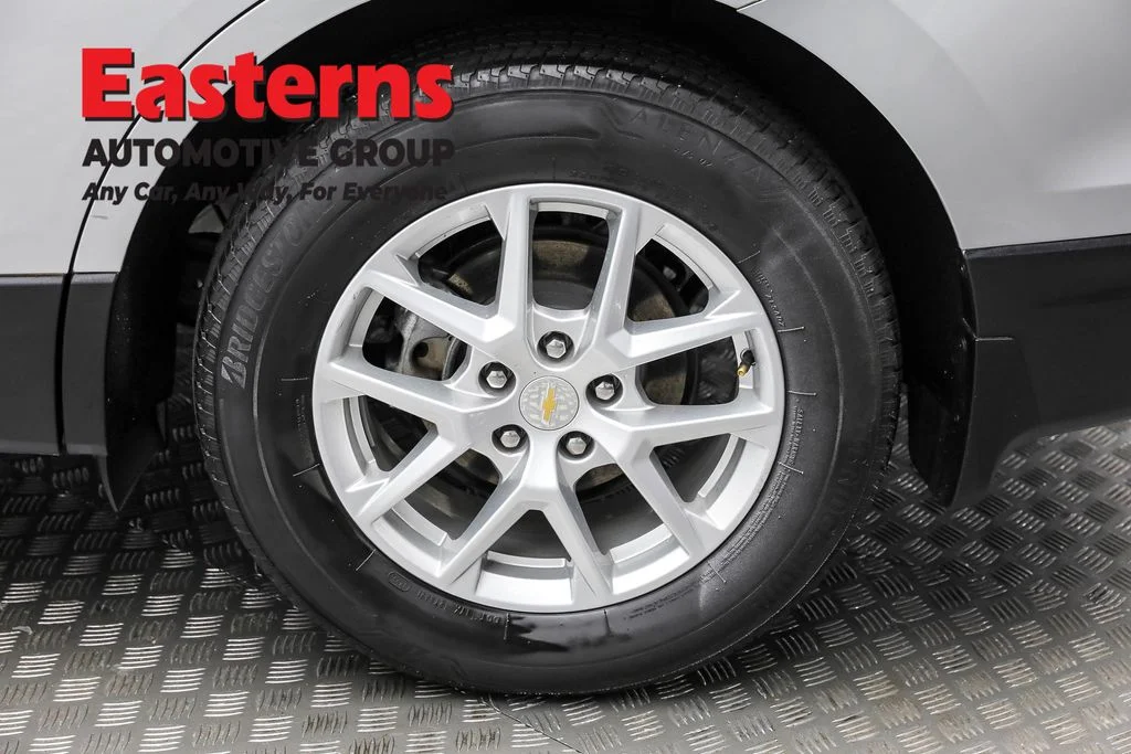 Used 2022 Silver Chevrolet LT image 8