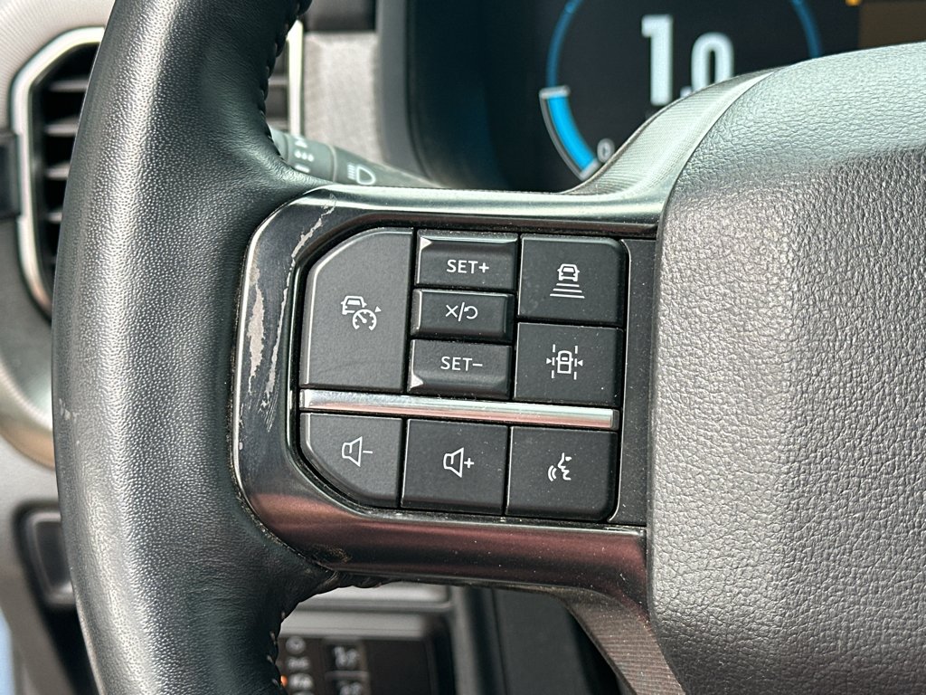 Used 2023 BLUE Ford Platinum image 19