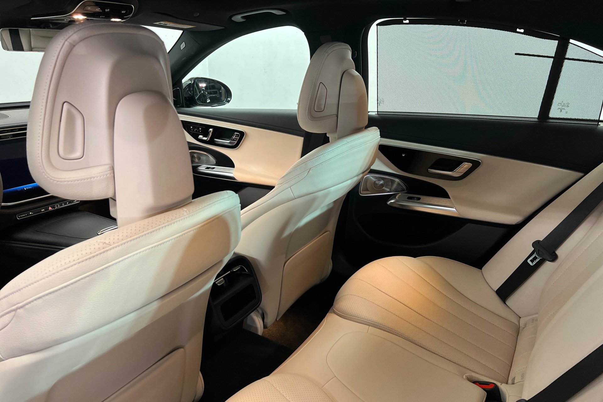 New 2026 Obsidian Black Metallic Mercedes-Benz E 450 image 20