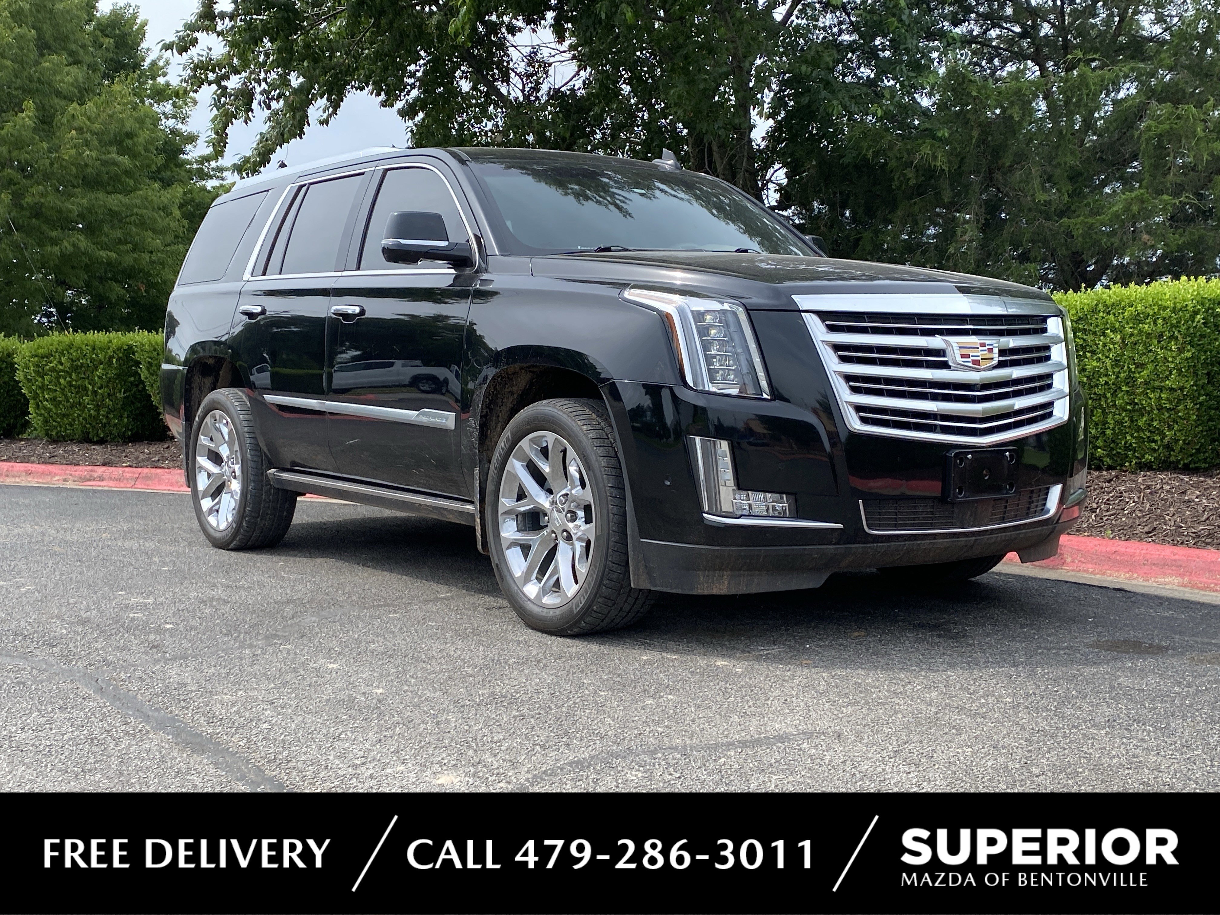 2019 Cadillac Escalade AWD Platinum's photo