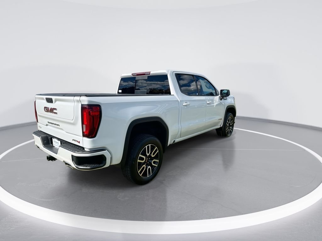 Used 2023 White GMC AT4 image 8