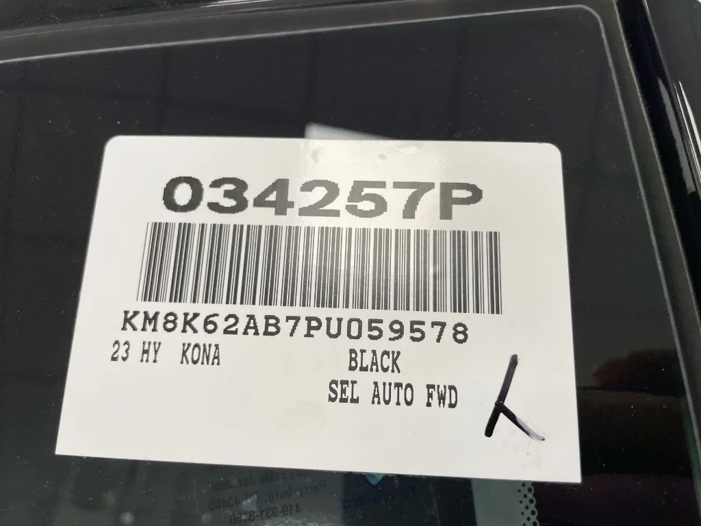 Used 2023 Black Hyundai SEL image 31