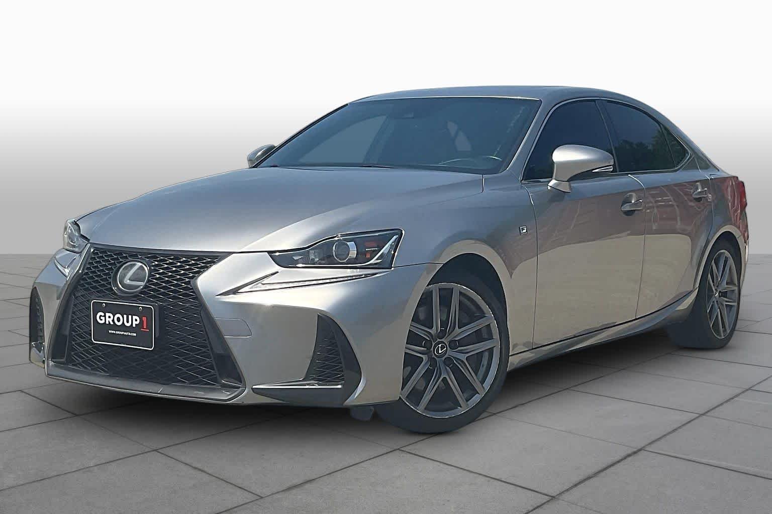 Used 2017 Atomic Silver Lexus  image 2