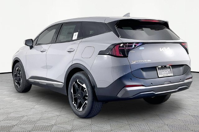 New 2027 Wolf Gray Kia S image 4