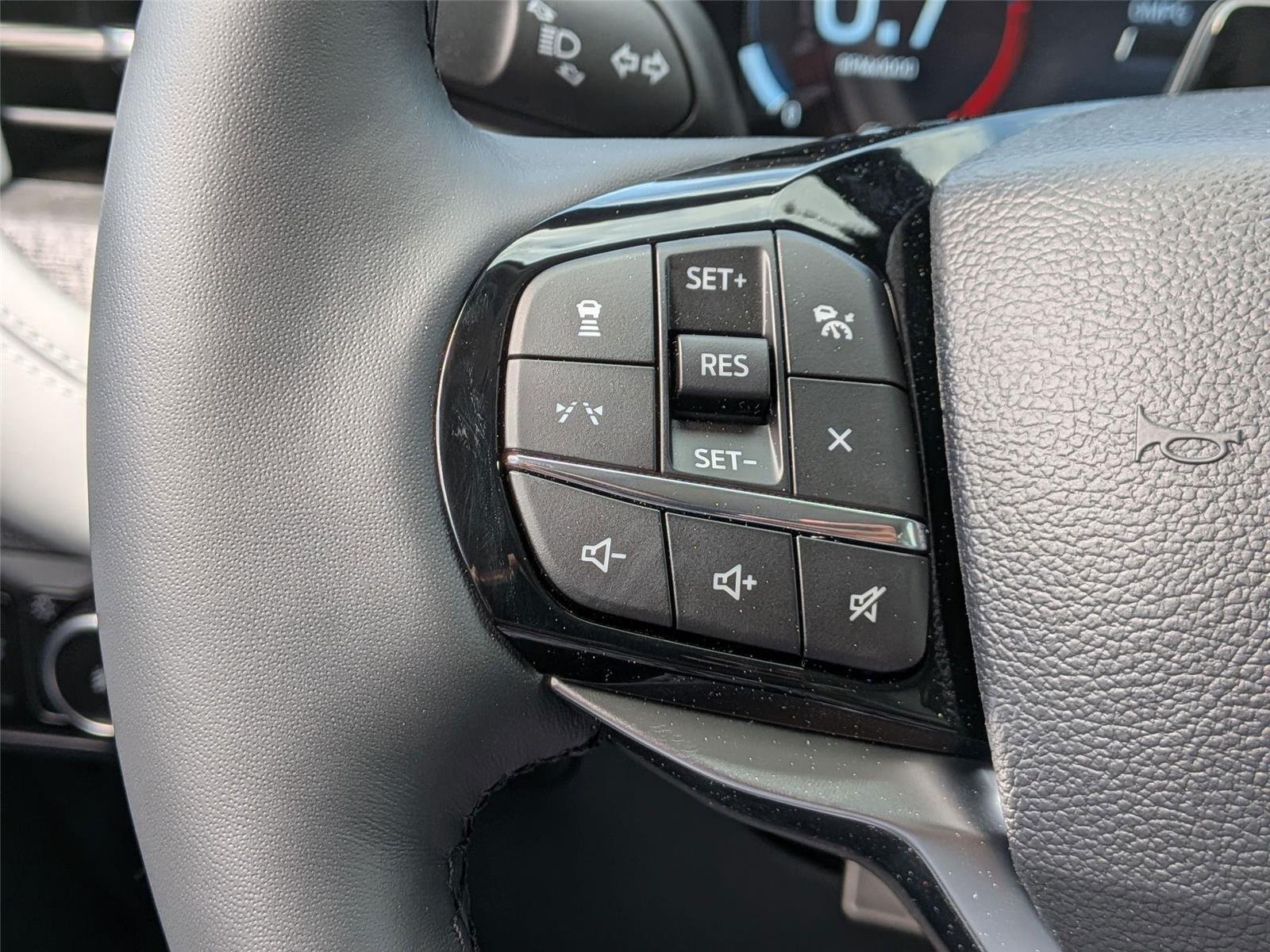 New 2026 Carbonized Gray Metallic Ford Platinum™ image 16