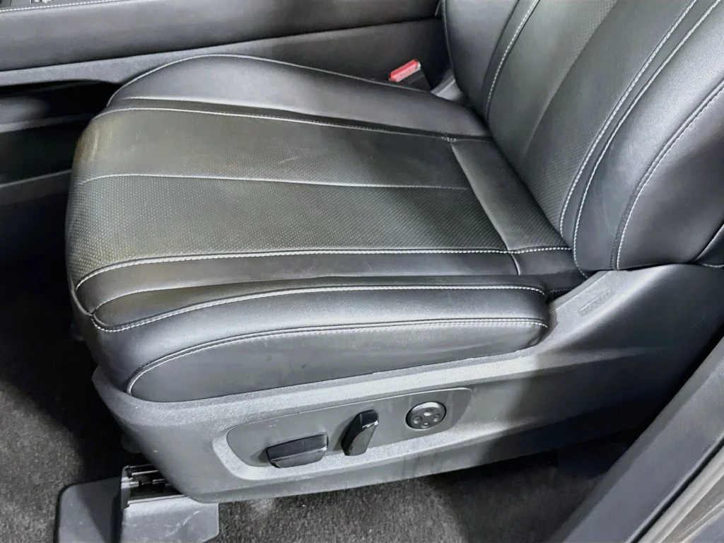 Certified Used 2024 Gray INFINITI LUXE image 26
