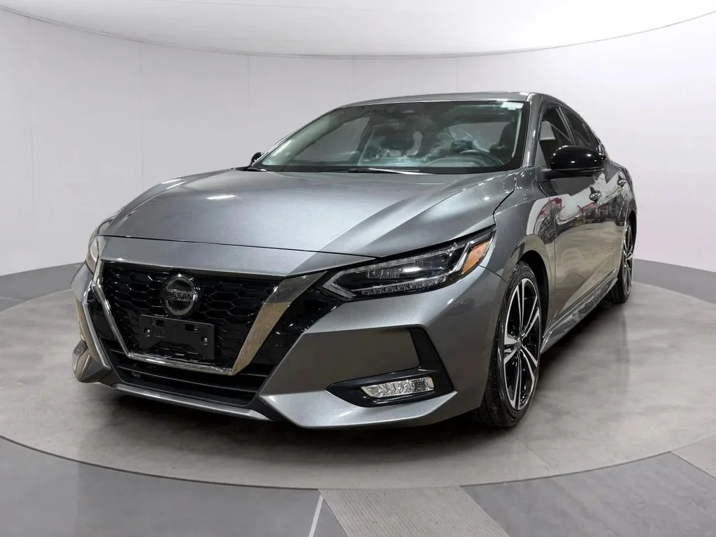 Certified Used 2023 Gun Metallic Nissan SR image 7