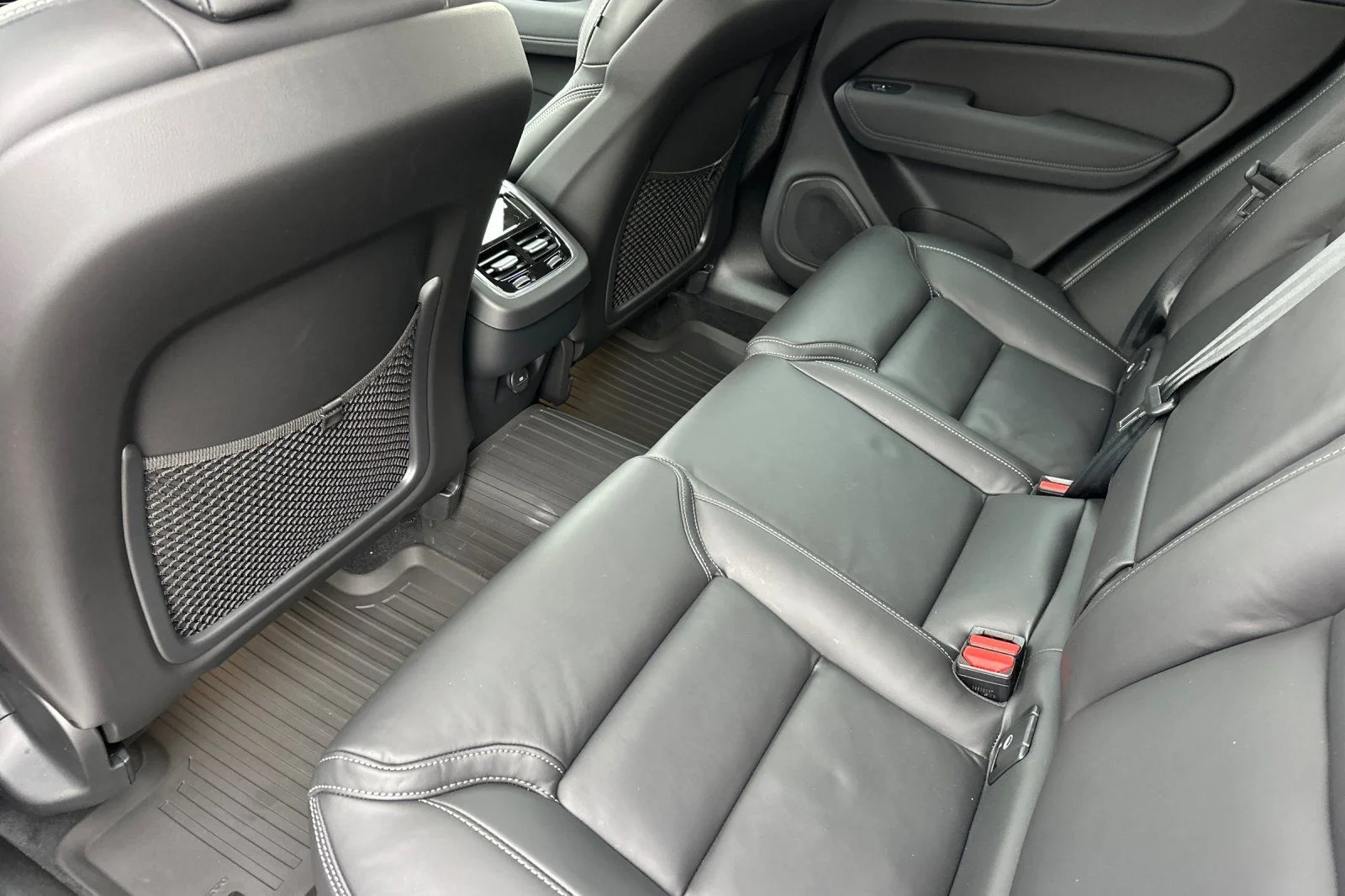 New 2026 Onyx Black Volvo Ultra image 11
