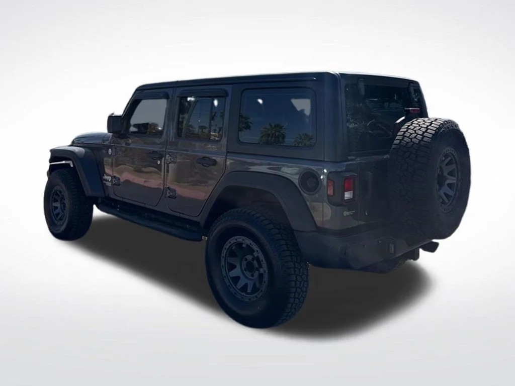 Used 2021 Gray Jeep Unlimited Sport image 4