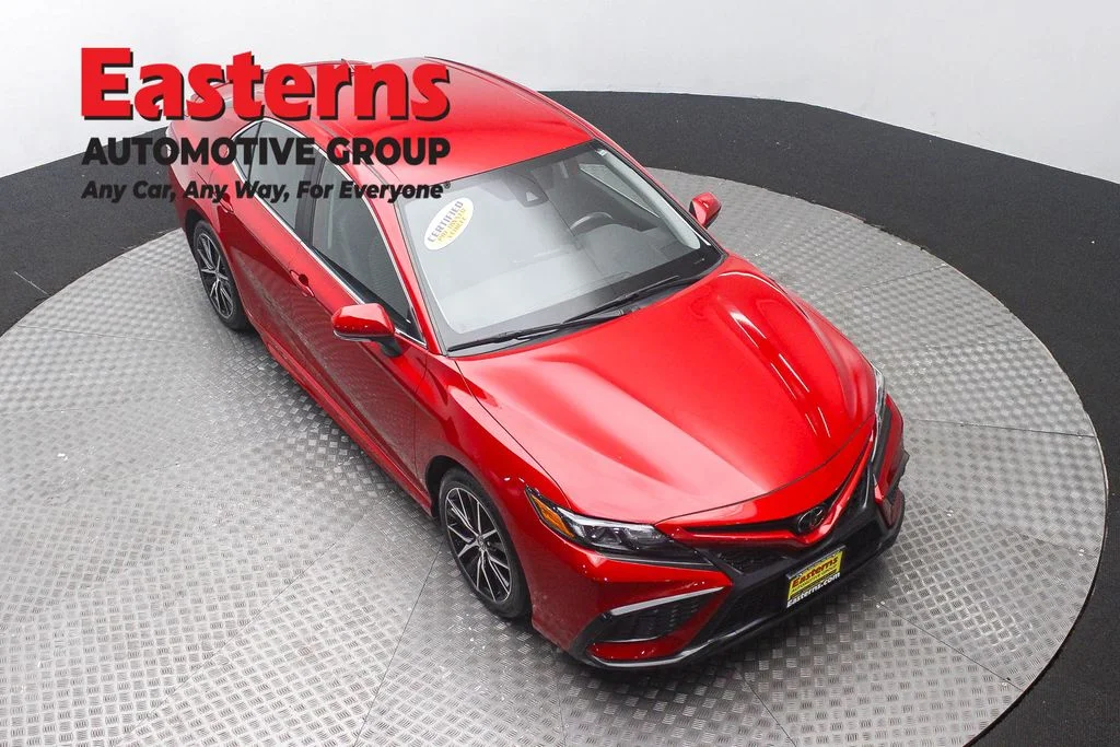 Used 2023 Red Toyota SE image 3
