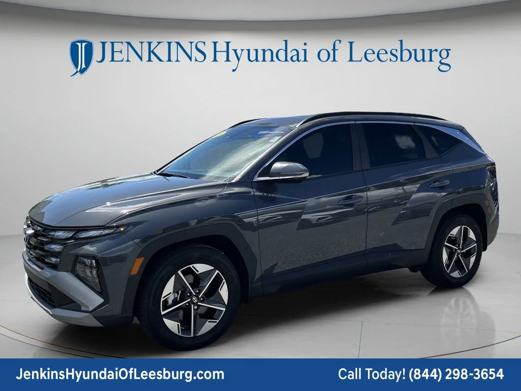 Used 2025 Gray Hyundai SEL Convenience image 11