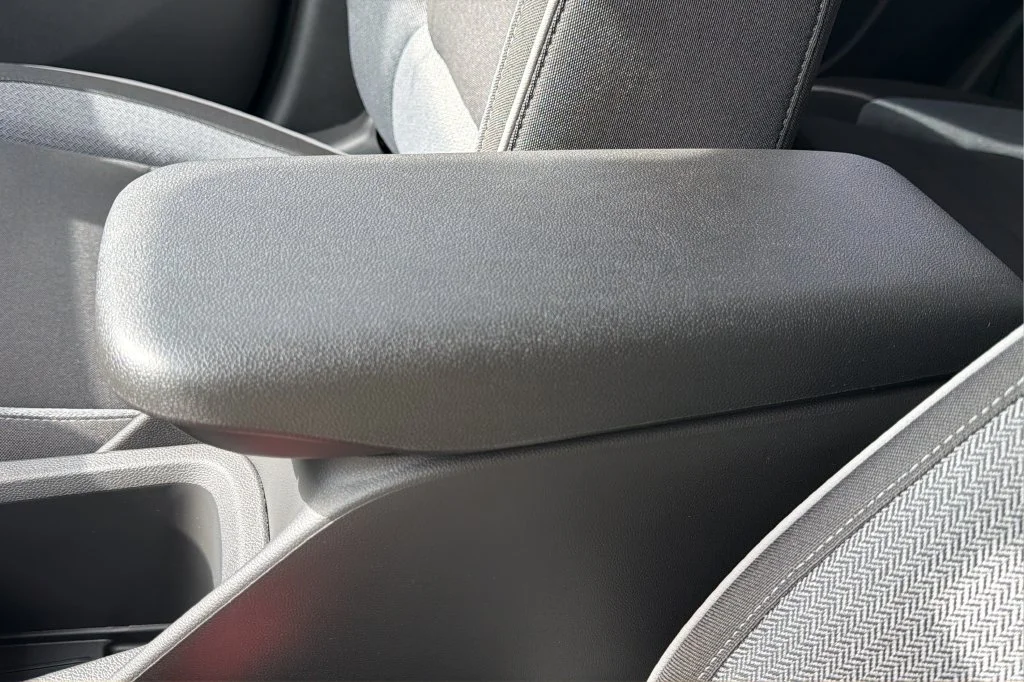 New 2026 Mosaic Black Metallic Chevrolet LT image 28
