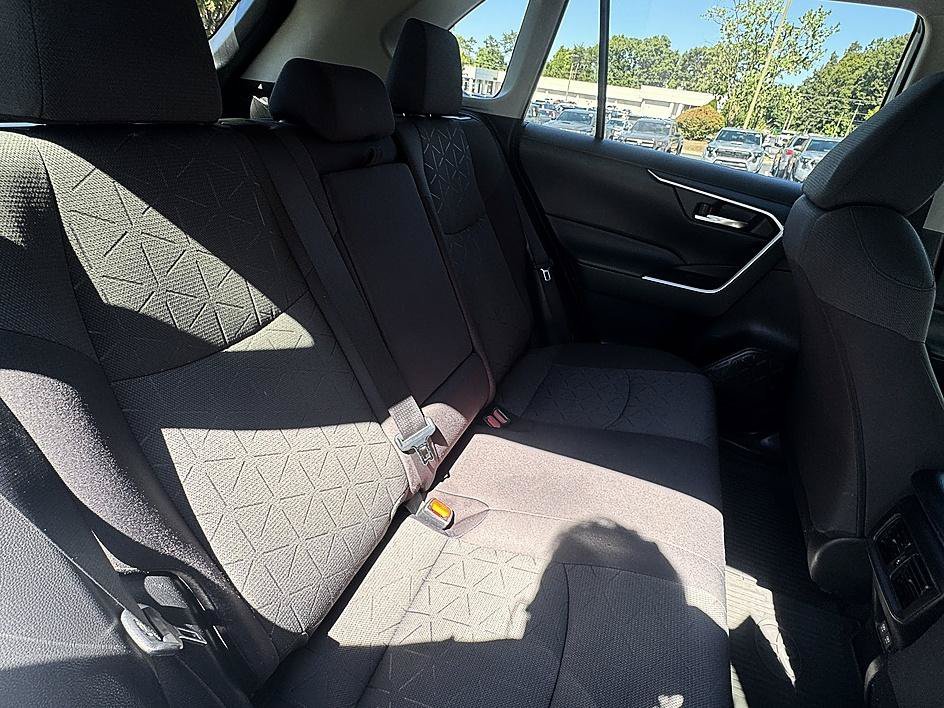 Used 2021 Silver Sky Metallic Toyota XLE image 25