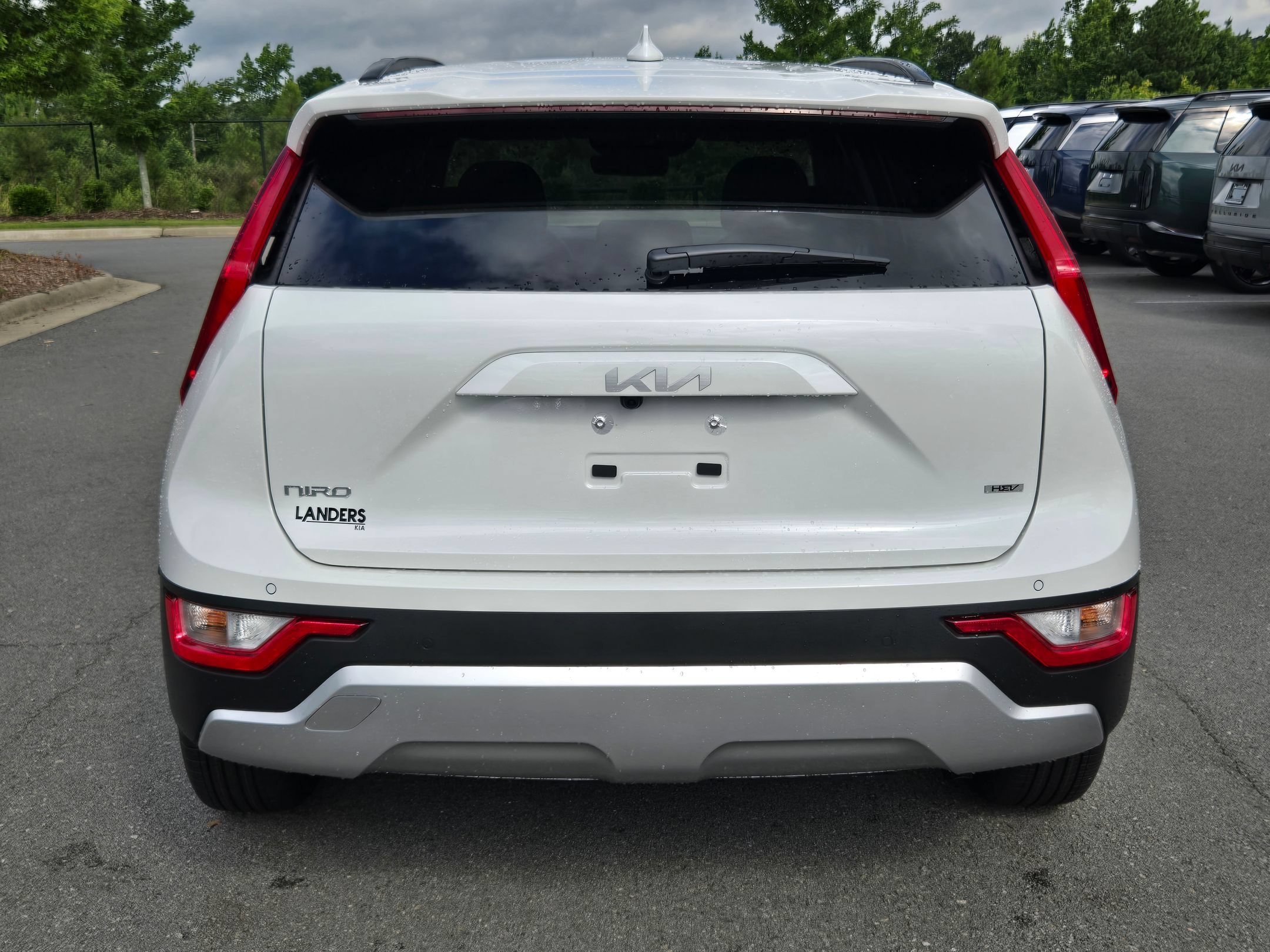 New 2026 Snow White Pearl Kia EX image 6