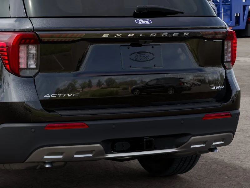 New 2027 Agate Black Metallic Ford Active image 23