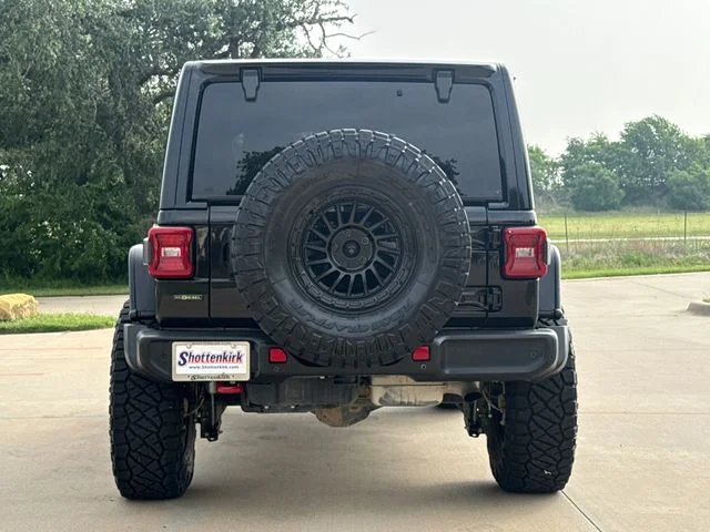 Used 2021 Black Jeep Unlimited Rubicon image 8