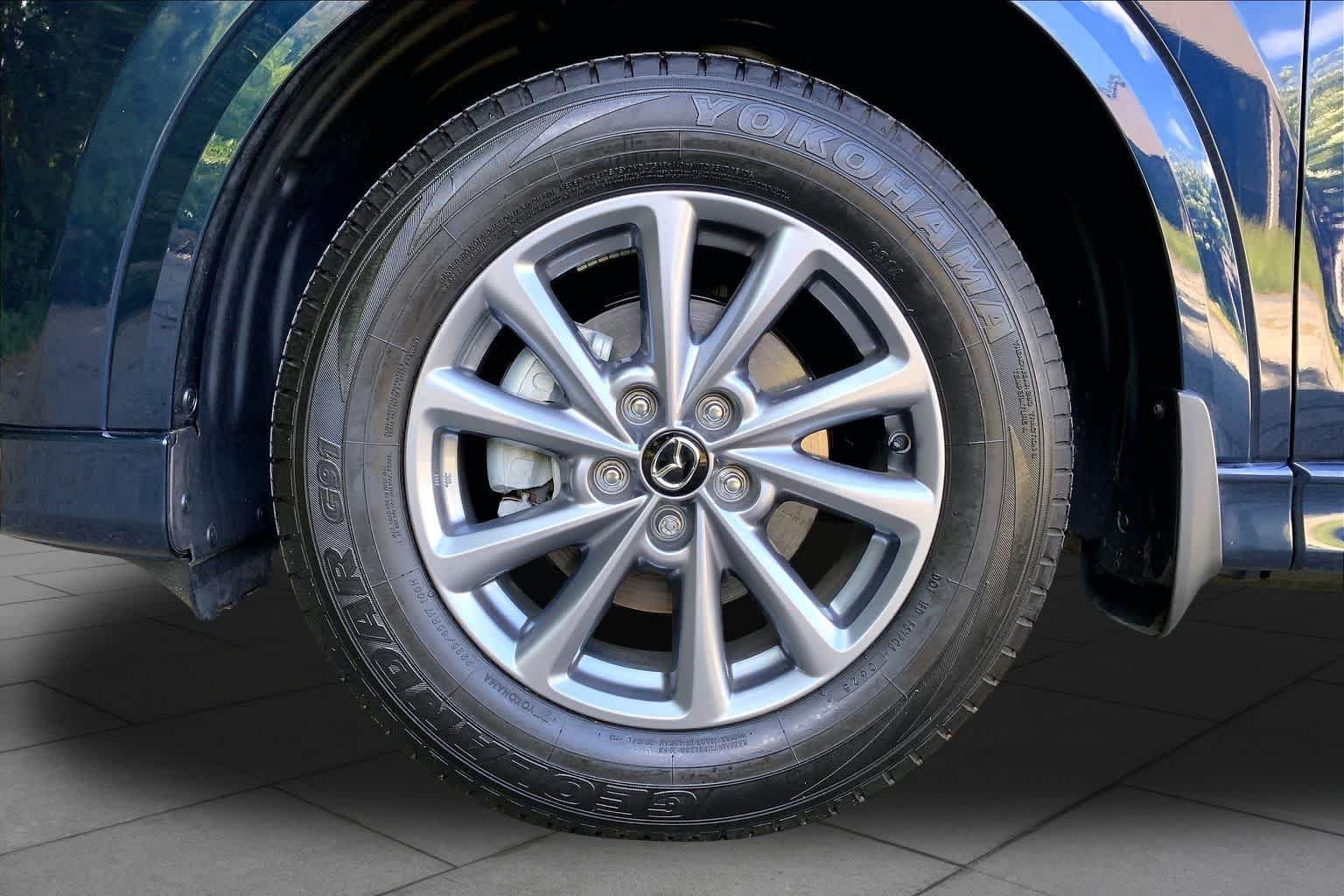 Certified Used 2025 Deep Crystal Blue Mica Mazda 2.5 S Preferred Package image 11