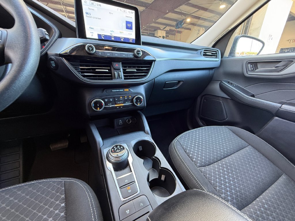 Used 2025 Gray Ford Active image 15