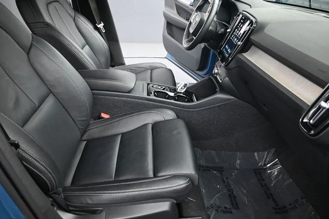 Used 2024 Blue Volvo B5 Plus Bright Theme image 19