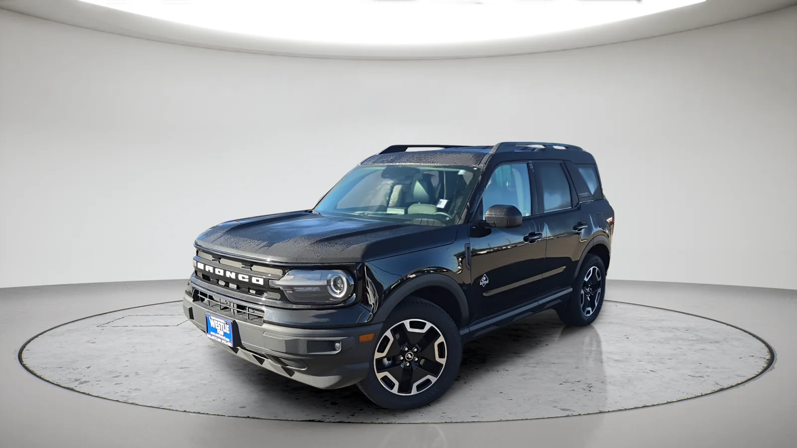 Used 2021 Black Ford Outer Banks image 1