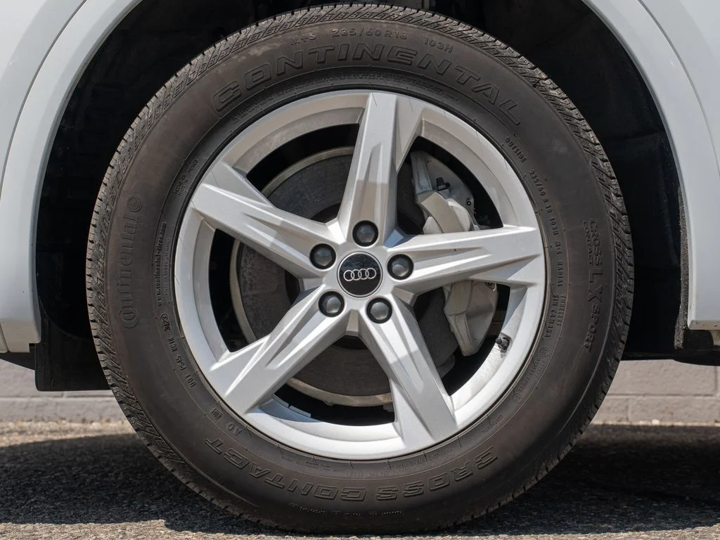 Used 2024 White Audi  image 12