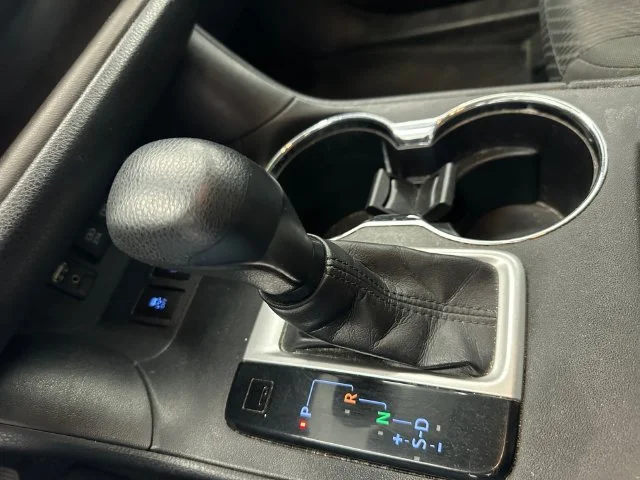 Used 2017 Silver Toyota LE image 28