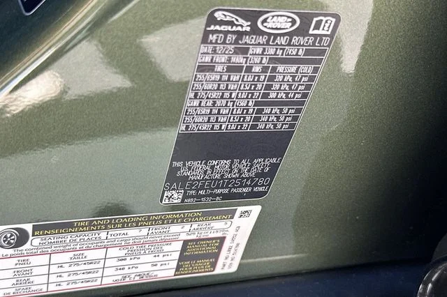 New 2026 Woolstone Green Land Rover X-Dynamic SE image 27
