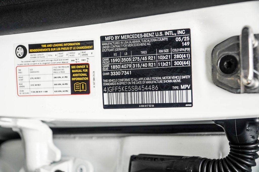 Used 2025 White Mercedes-Benz GLS 450 image 49