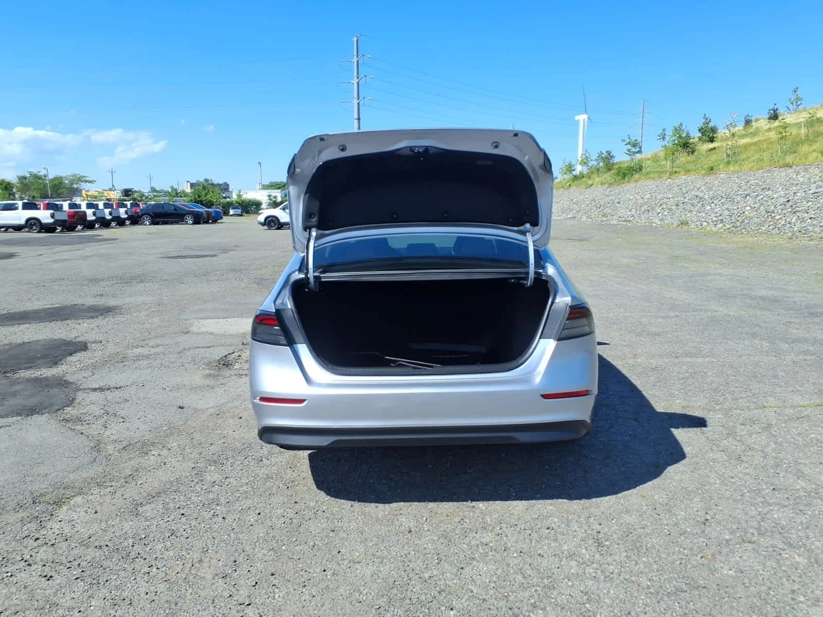 2025 Honda Accord LX - Photo 10
