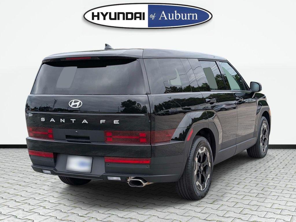 New 2026 Black Hyundai SE FWD image 10