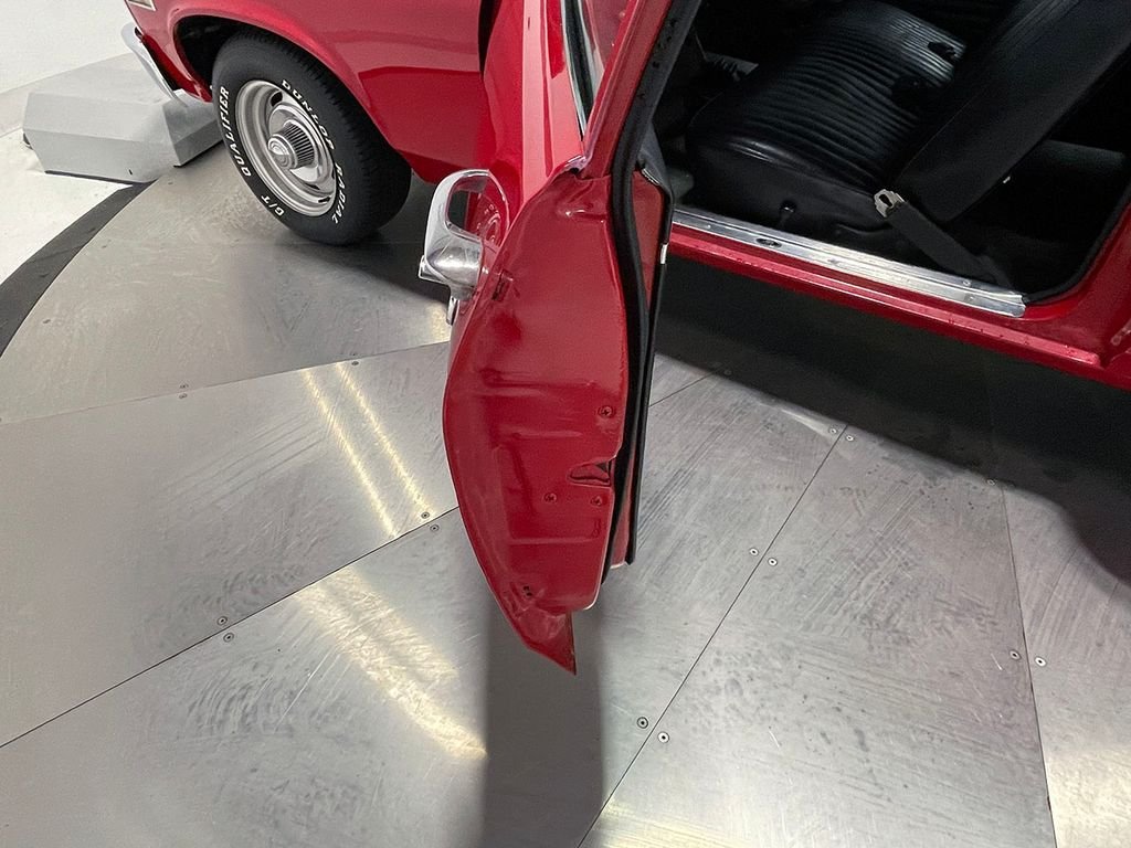 Used 1972 Red Chevrolet  image 65