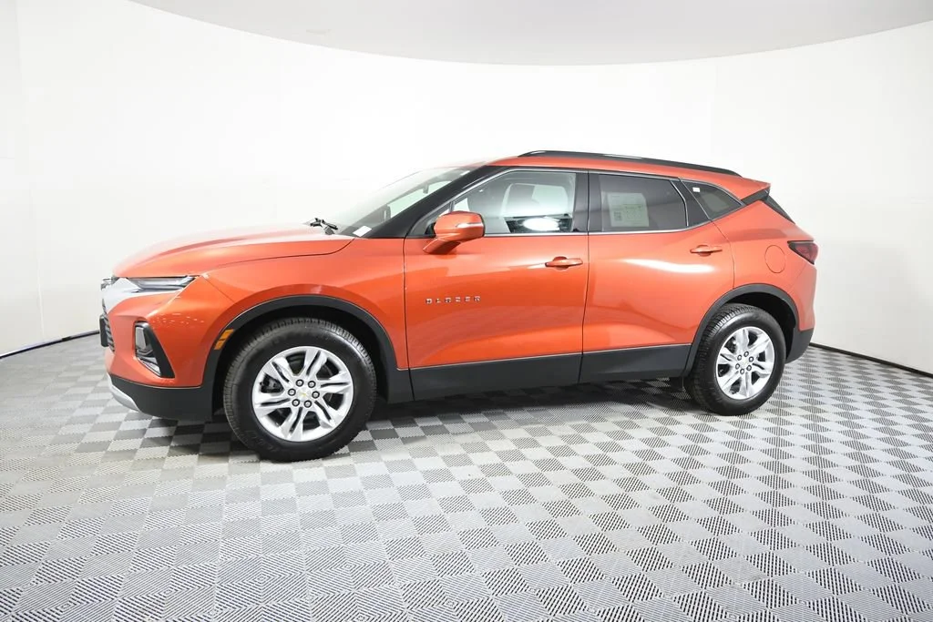 Used 2021 Chevrolet Blazer 2LT with VIN 3GNKBHRS7MS527304 for sale in Forest Lake, Minnesota