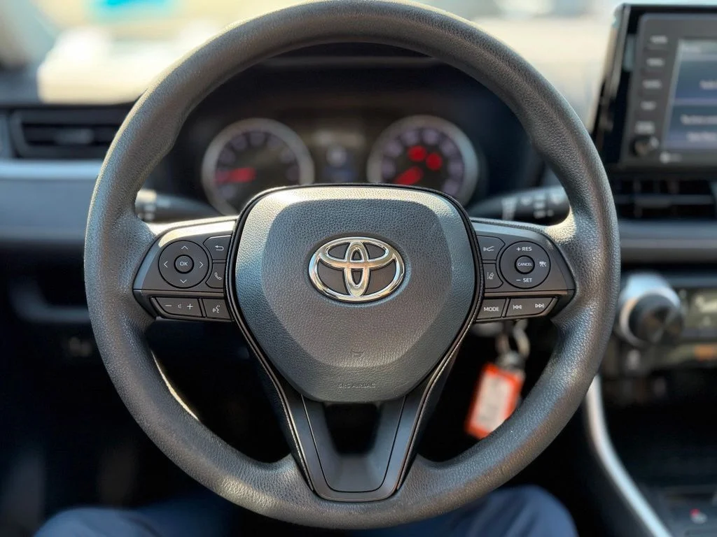 Used 2021 Red Toyota LE image 9