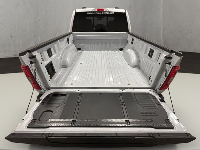 Used 2022 White Ford XLT image 22