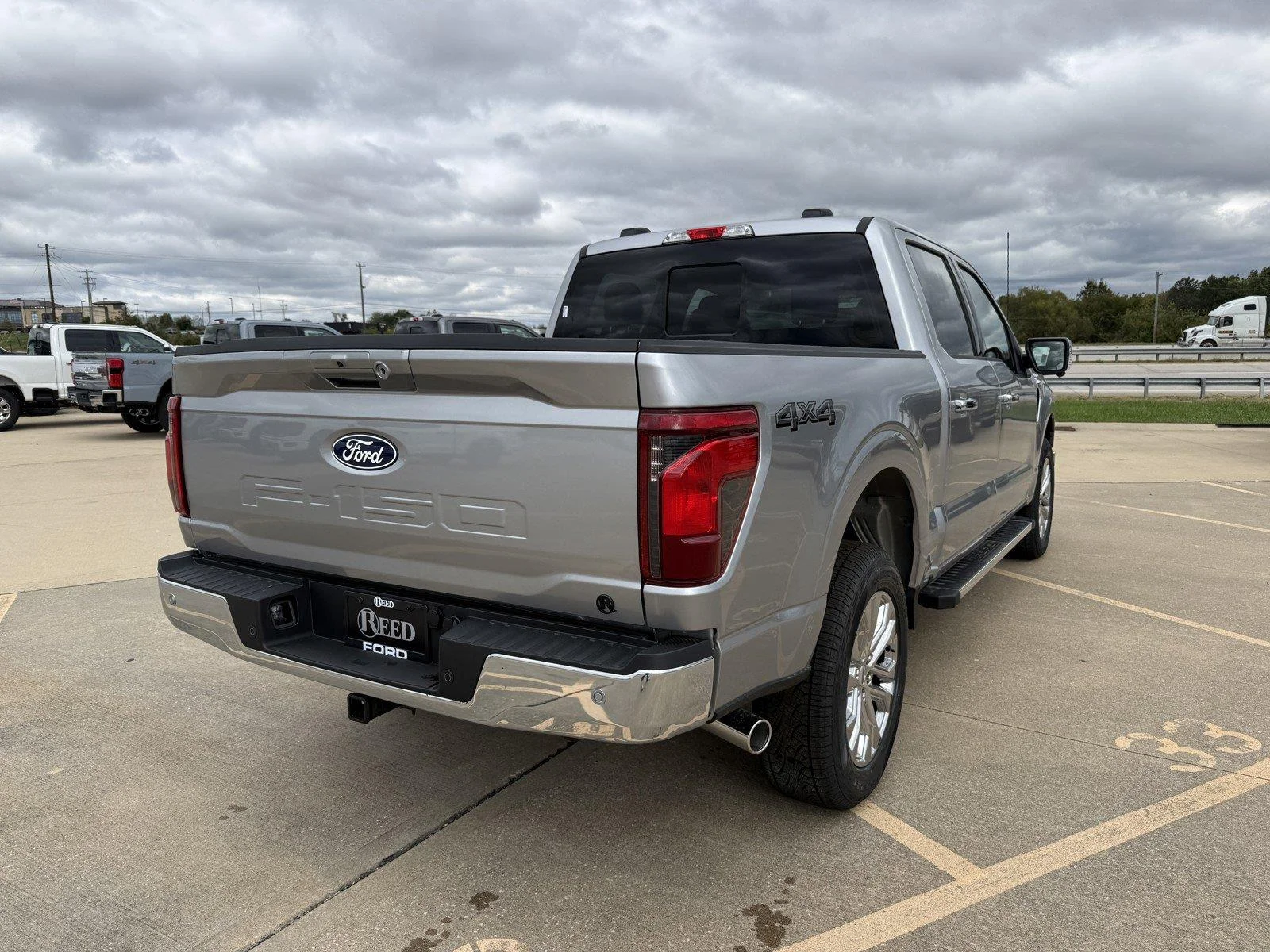 New 2026 Iconic Silver Metallic Ford XLT image 9