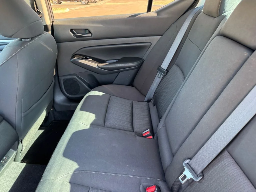 Used 2023 Gray Nissan 2.5 SV image 8