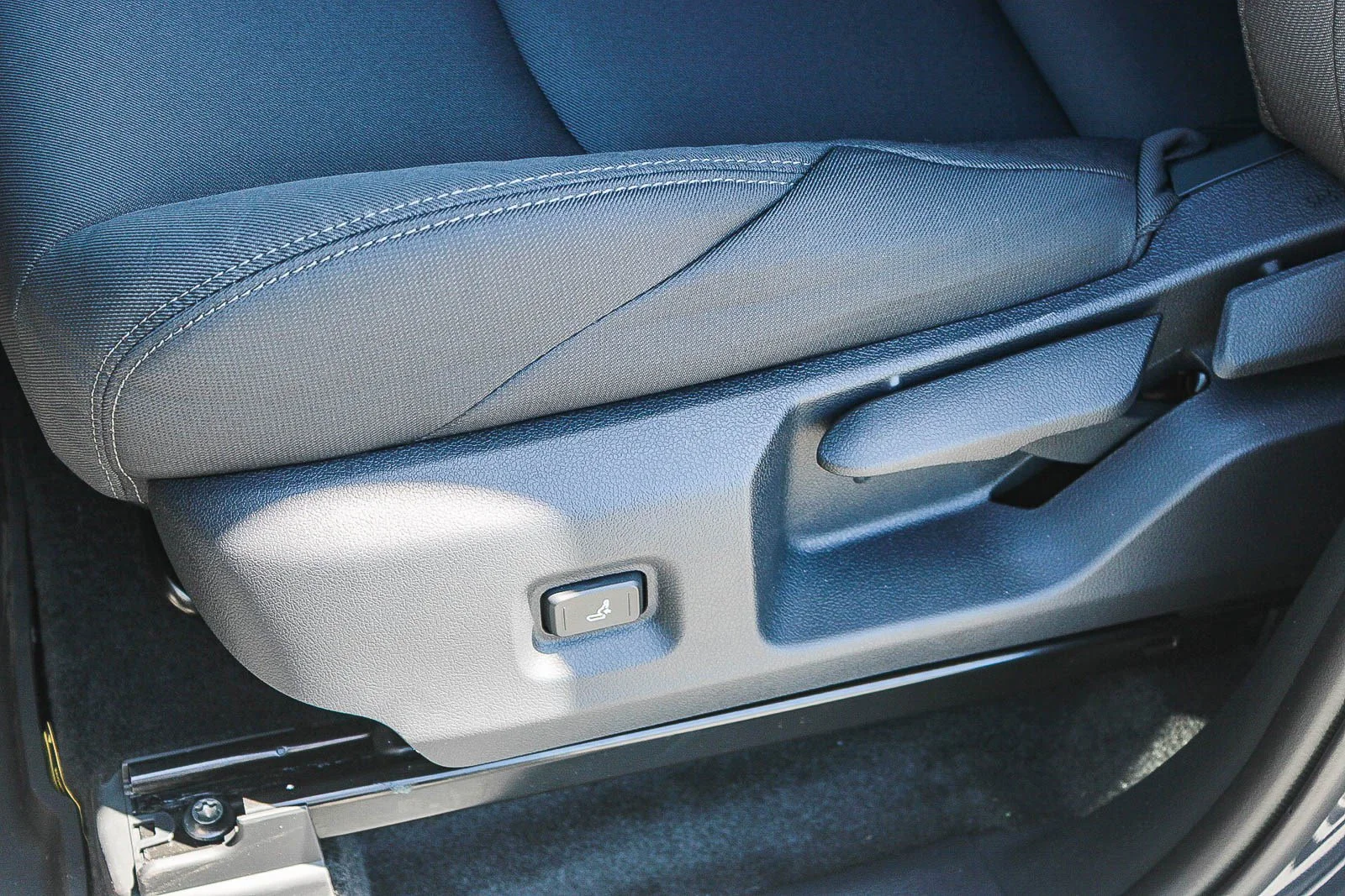 2026 Toyota Tacoma SR5 - Photo 23