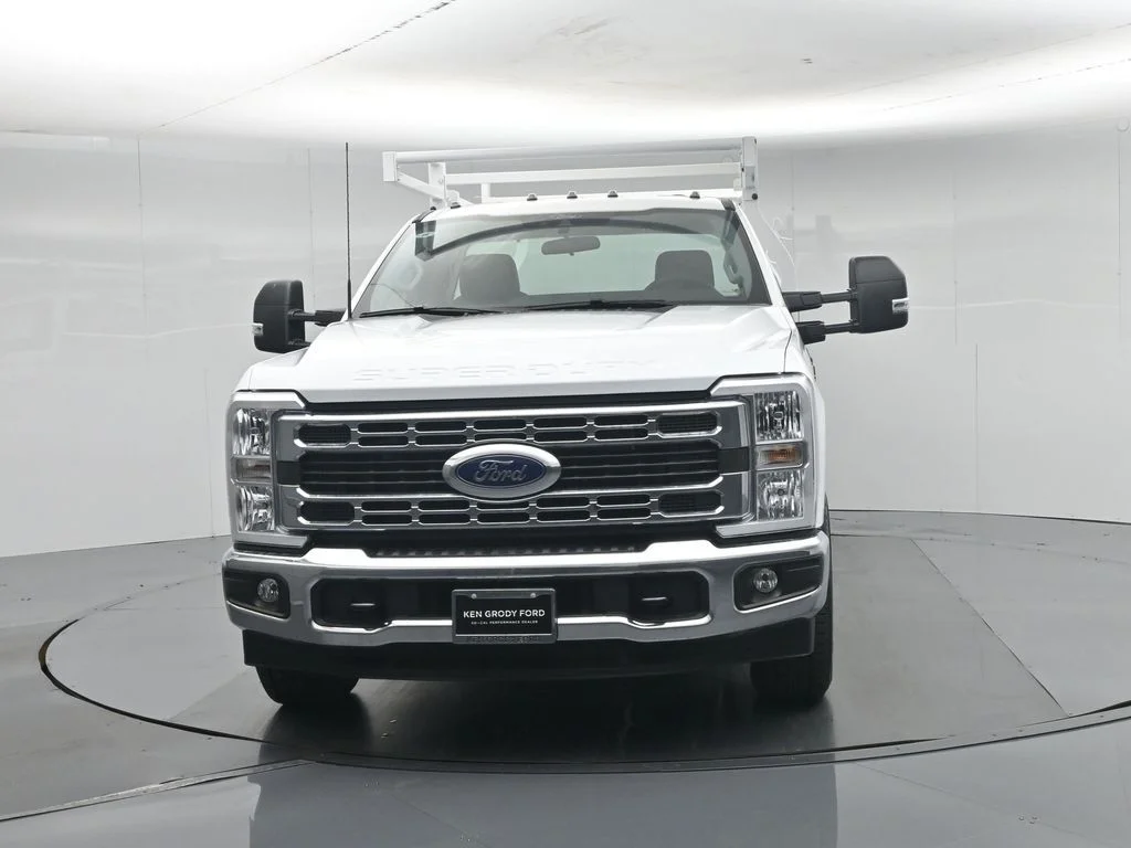 New 2026 Oxford White Ford XL image 26
