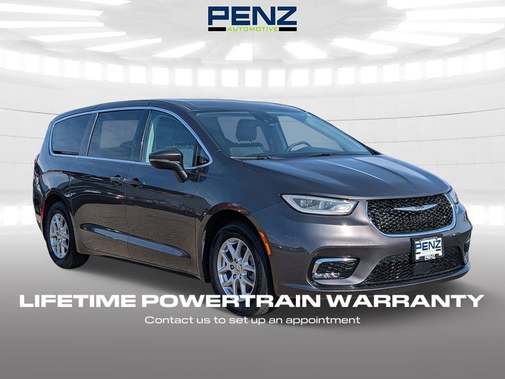 2023 Chrysler Pacifica Touring L