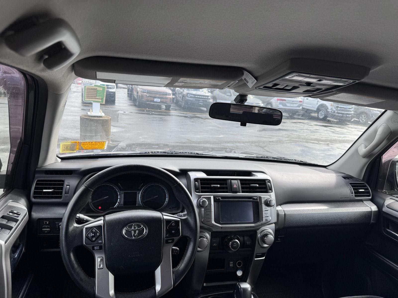Used 2018 Magnetic Gray Metallic Toyota SR5 image 10