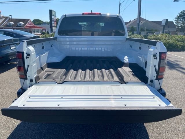 Used 2024 Glacier White Nissan S image 30