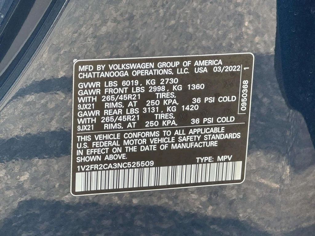 Used 2022 Blue Volkswagen 3.6L V6 SEL Premium R-Line image 30