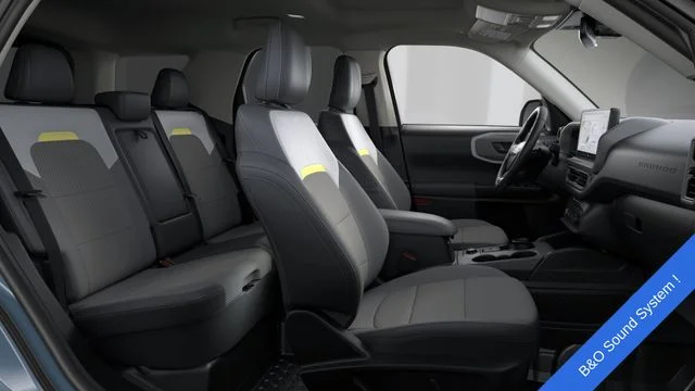New 2026 Azure Gray Metallic Tri-Coat Ford Badlands® image 6