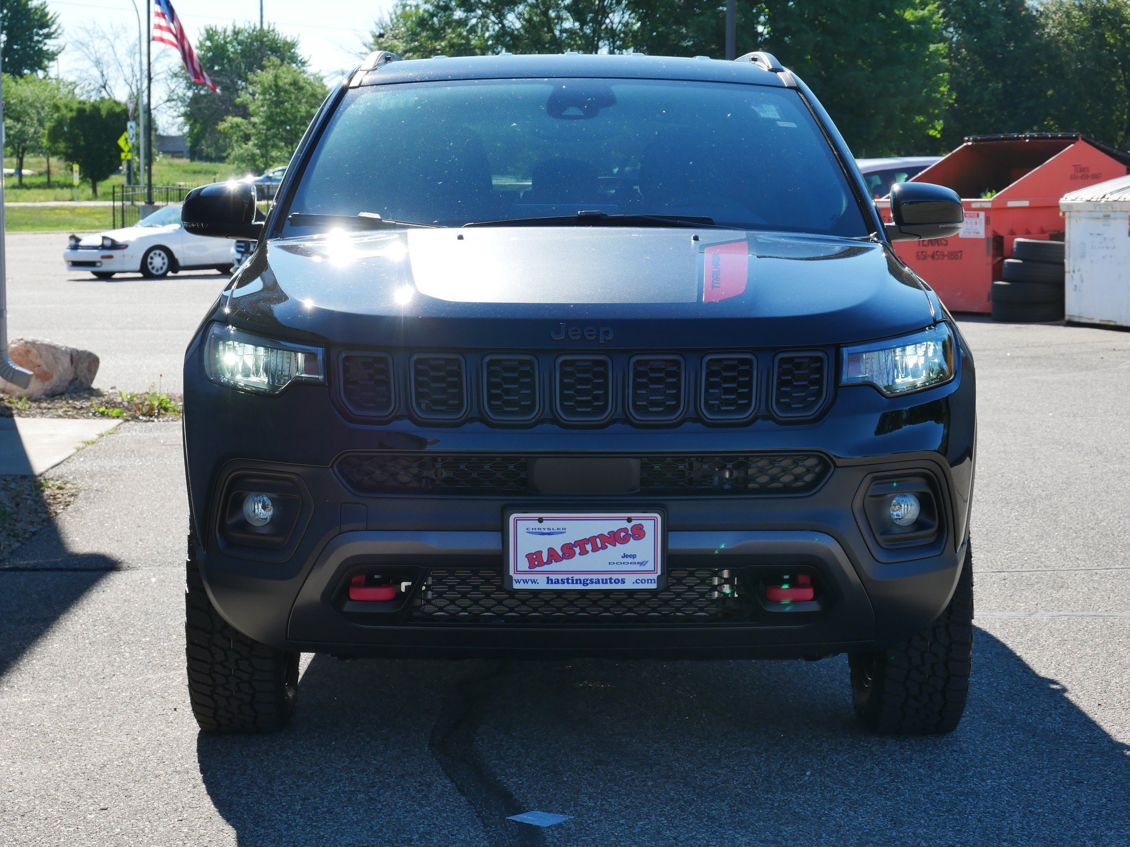 New 2026 Diamond Black Crystal Pearl-Coat Exterior Paint Jeep Trailhawk image 4