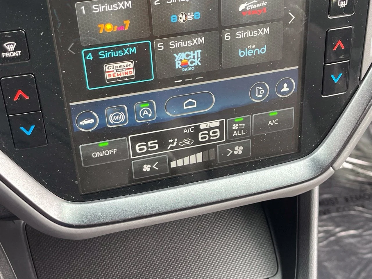 Used 2026 Ice Silver Metallic Subaru Premium image 31