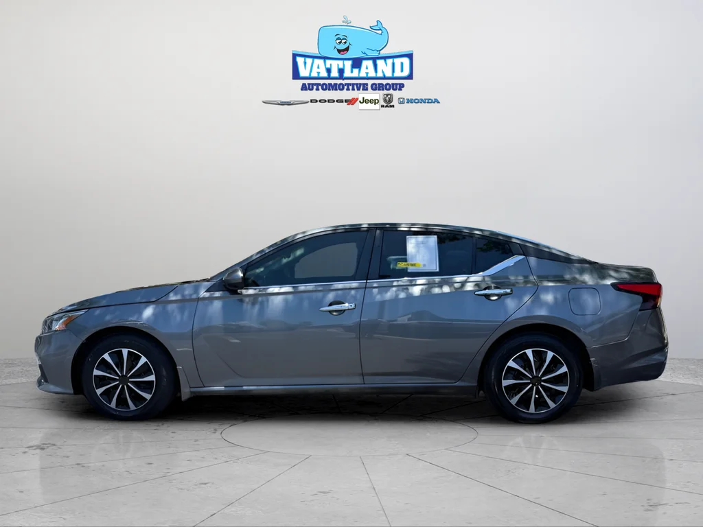 Used 2019 Nissan Altima S with VIN 1N4BL4BV9KC173930 for sale in Vero Beach, FL